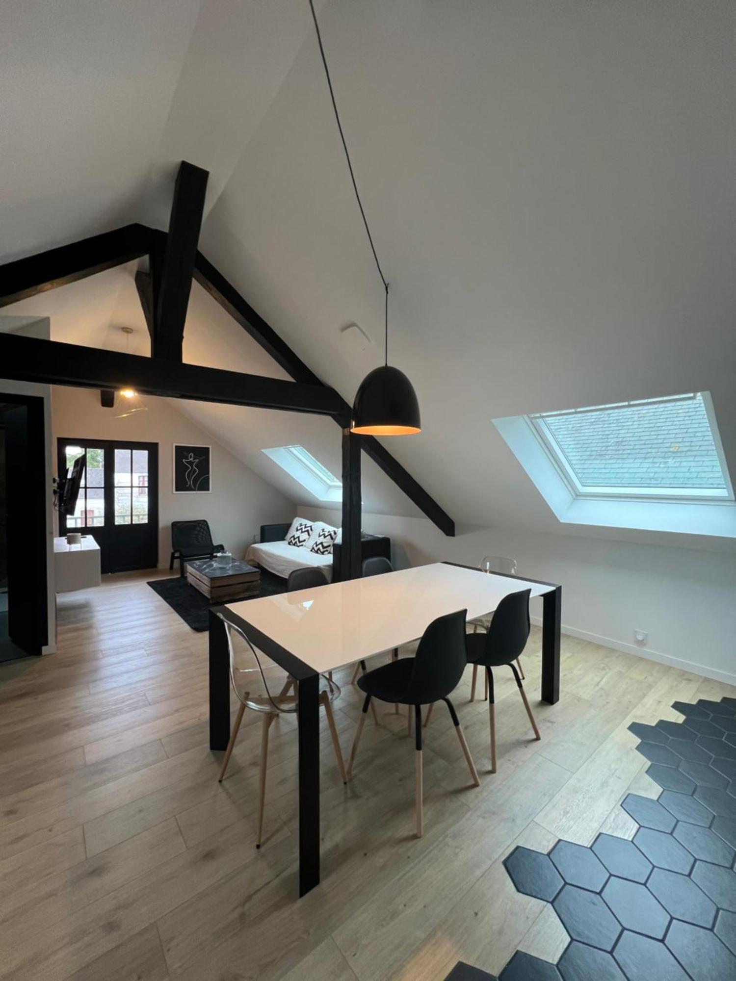 Appartement Spacieux Et Lumineux Proche Du Centre Historique Dol-de-Bretagne Exterior foto