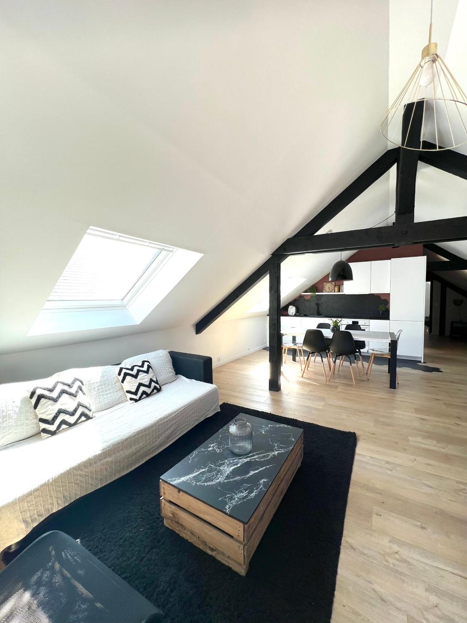 Appartement Spacieux Et Lumineux Proche Du Centre Historique Dol-de-Bretagne Exterior foto